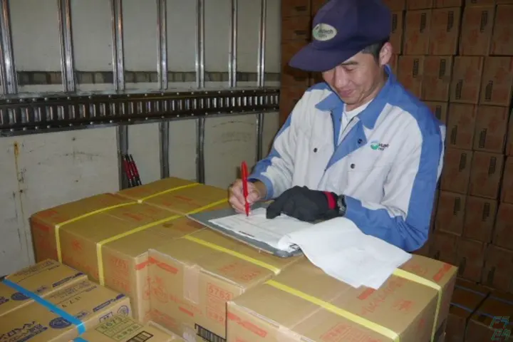 228cca68 0a52 441e aced 2c0bd9e81aba