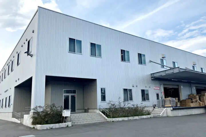 小型ドライバー／中高年が活躍中／未経験歓迎／完全週休2日制／残業なし
