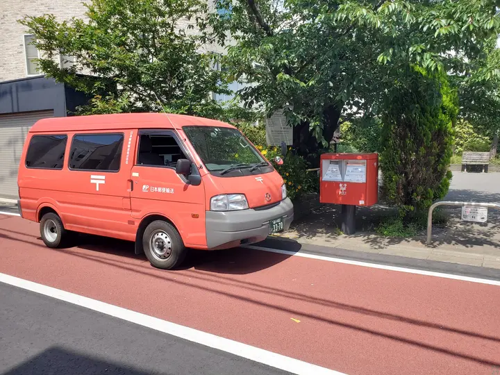 日本郵便輸送株式会社　東京支社 新砂営業所(東京都江東区/豊洲駅/配送・配達ドライバー)_2