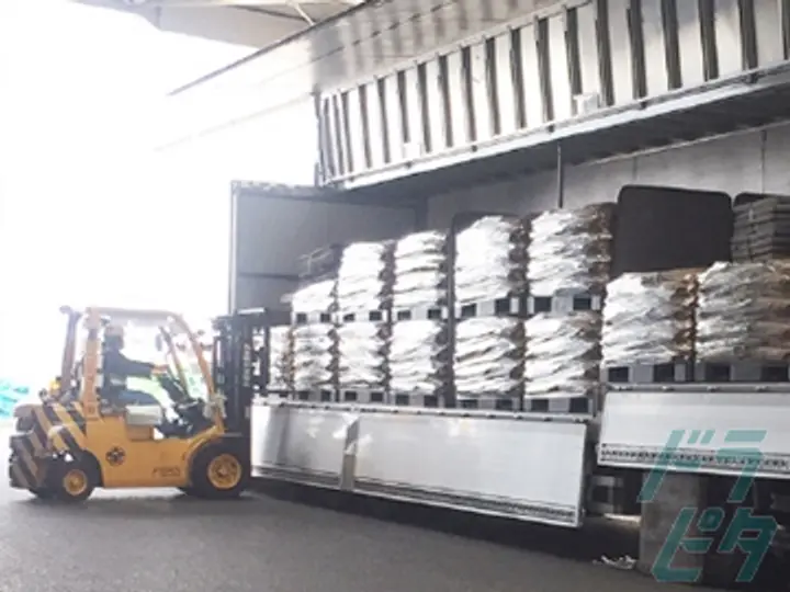 丸全関西流通株式会社 堺第二倉庫営業所(大阪府堺市堺区/堺駅/構内作業・フォークリフト)_3