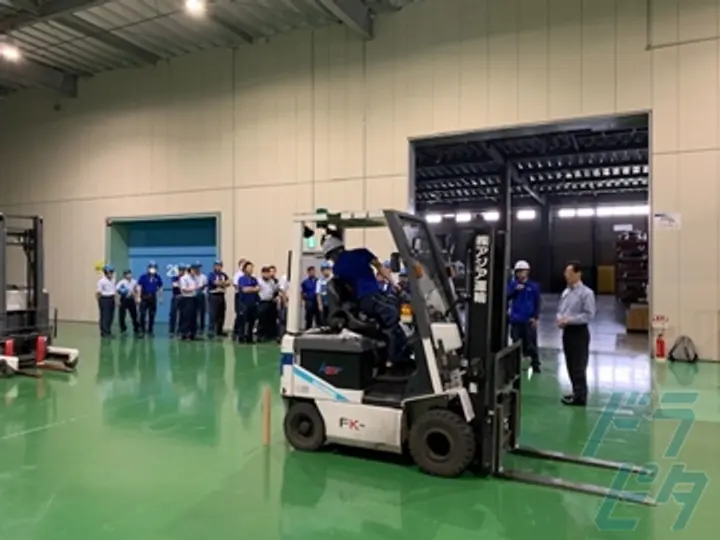 株式会社アジア運輸  本社営業所(神奈川県藤沢市/藤沢駅/配送・配達ドライバー)_2