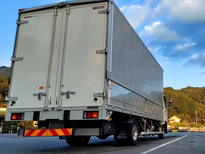 有限会社渡邊運輸 小田原営業所(神奈川県小田原市/小田原駅/配送・配達ドライバー)_2