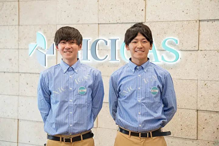 小型ドライバー／年収1200万円可能／普通免許でOK／日勤＆近距離のみ