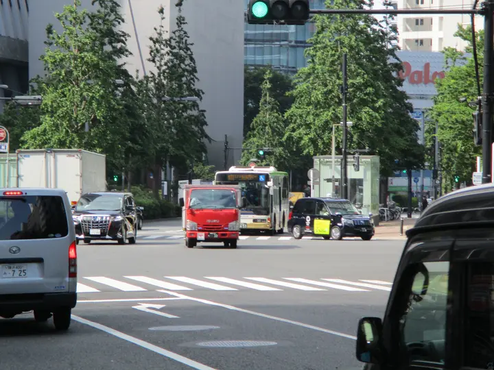 日本郵便輸送株式会社　東京支社 神田三崎町営業所(東京都千代田区/東京駅/配送・配達ドライバー)_2