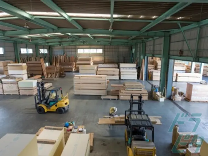 株式会社鈴三材木店 (静岡県浜松市浜名区/フルーツパーク駅/配送・配達ドライバー)_3