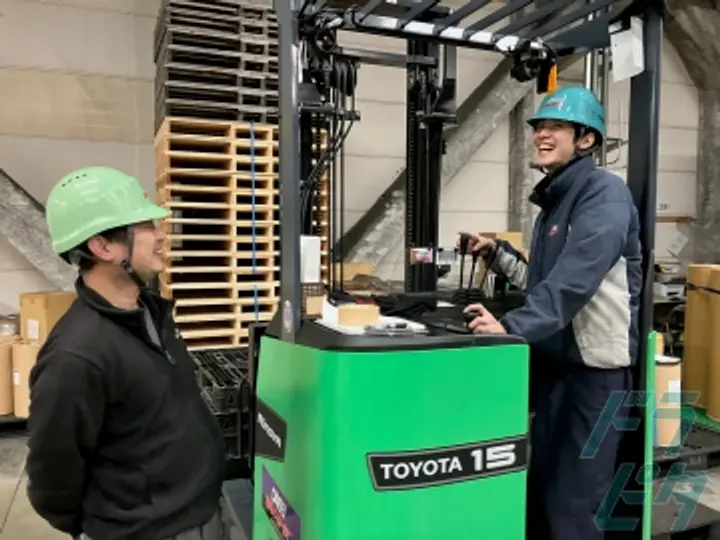 ダイセー倉庫運輸株式会社  本社物流センター(愛知県小牧市/小牧口駅/構内作業・フォークリフト)_3