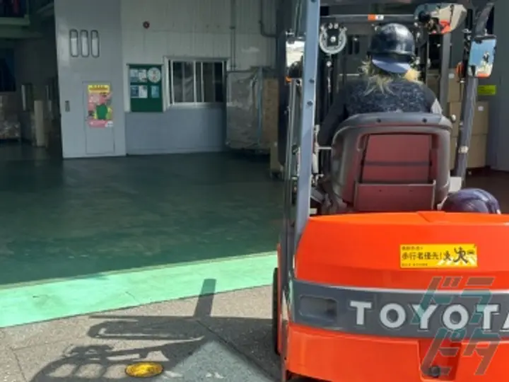丸美急配株式会社 飛島事業所(愛知県海部郡飛島村/金城ふ頭駅/構内作業・フォークリフト)_2