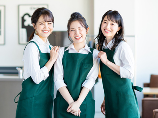 老人ホームでの介護職　経験者/未経験者歓迎