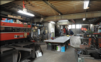 有限会社クサナギ(愛知県名古屋市天白区/野並駅/製造・加工・組立・整備)_2