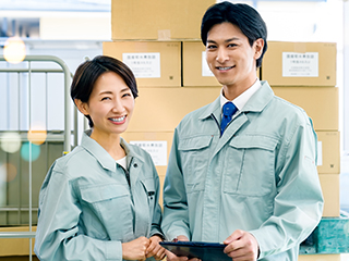 プラ部品の製造／寮費3ヶ月無料・家具家電付き／週払いOK／履歴書不要