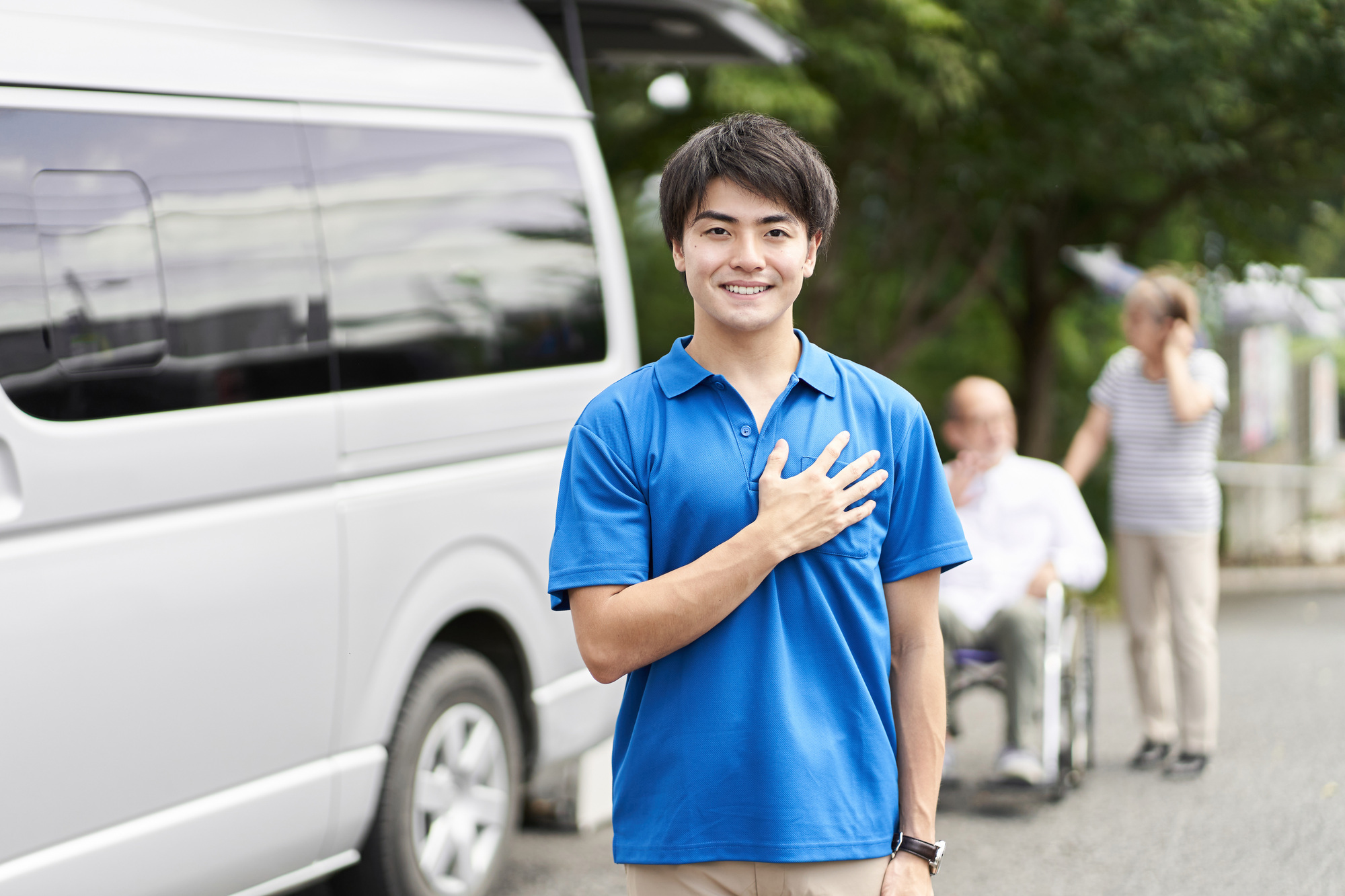 介護施設の送迎ドライバー／Wワーク可／土日休み／週3日程度の勤務