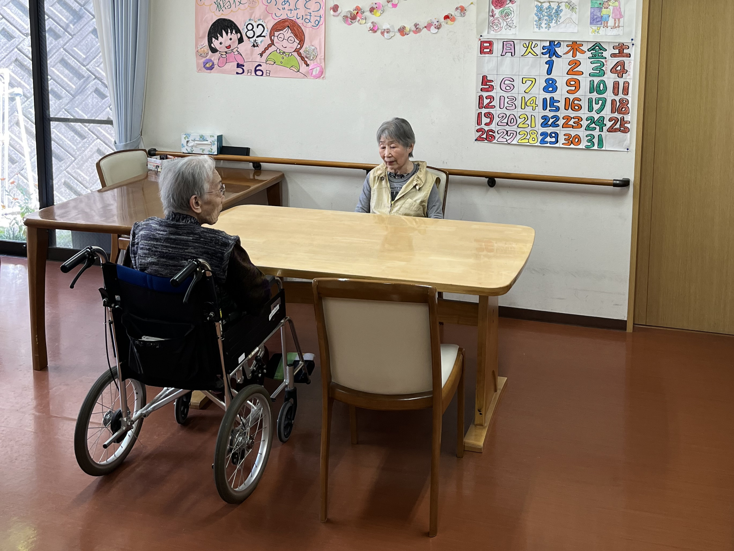 協栄興産株式会社(福岡県福岡市中央区/六本松駅/介護士・ケアスタッフ)_4