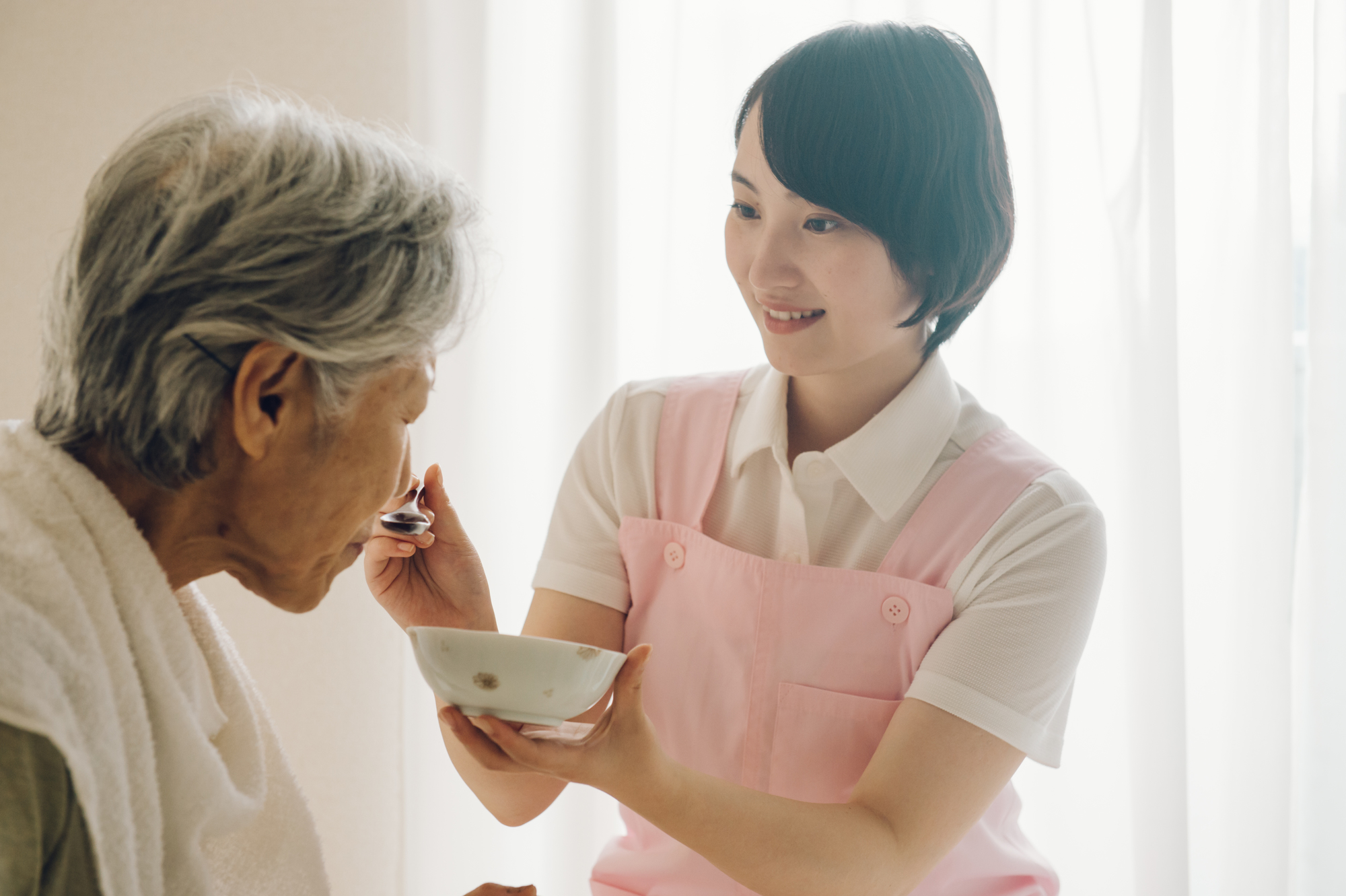 老健での介護スタッフ／資格不要／平日の週3～5日／15時までの勤...